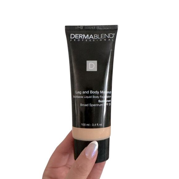 Dermablend Cream Leg and Body Makeup NWOT - Picture 1 of 3